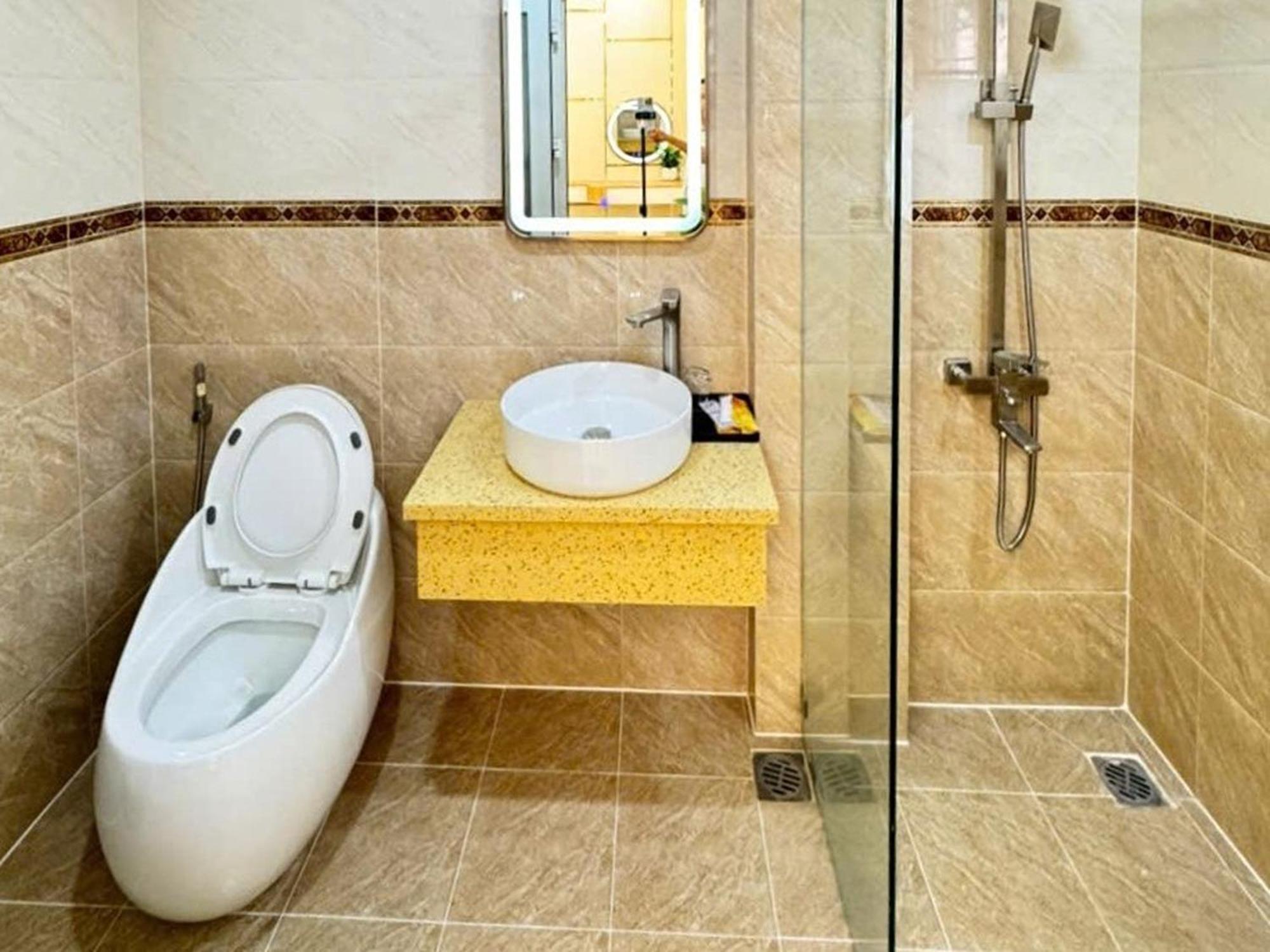Minh Ngoc Hotel Хошимин Экстерьер фото